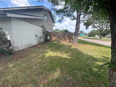 8402 Snowbank Dr, Houston, TX 77064 - photo 4