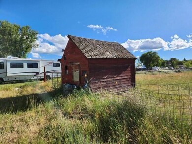 3938 Altamont Dr, Klamath Falls, OR 97603 - photo 3