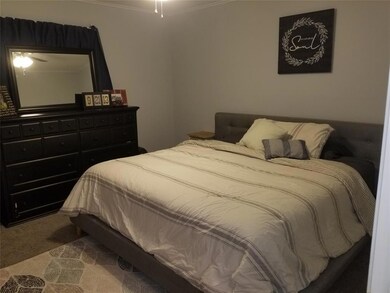 190 W Fox Creek Ln, Whitesboro, TX 76273 - photo 6