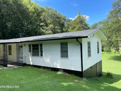 3009 Cox Ln unit A, Knoxville, TN 37914 - photo 2