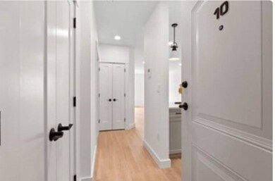 301 North Ave unit 13, Wakefield, MA 01880 - photo 4