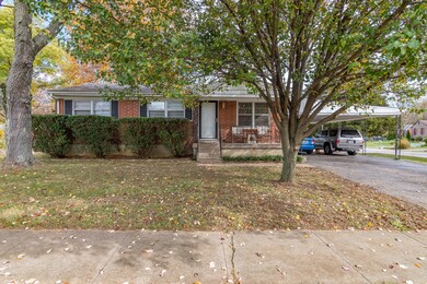 9129 Lantana Dr, Louisville, KY 40229 - photo 2