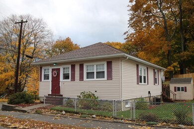 89 Hurd Ave, Saugus, MA 01906 - photo 2