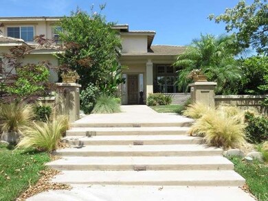 Nice Hardscape with Entry Steps