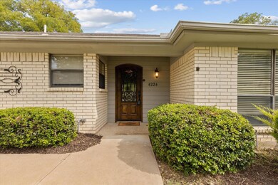 4224 Mojave Dr, Granbury, TX 76049 - photo 7