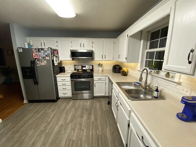 255 Valley Dr, Columbia, TN 38401 - photo 2