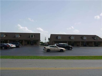 1700 N Main St, Shelbyville, TN 37160 - photo 3