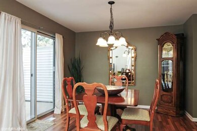 100 Huntington St unit 27EWES, Lake Bluff, IL 60044 - photo 6