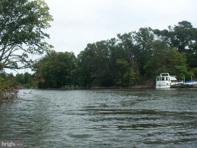 45366 Deer Pond Ln, California, MD 20619 - photo 4