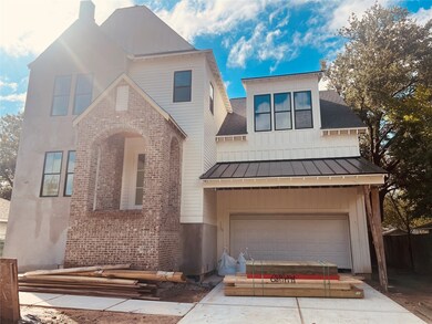 2323 Saxon Dr, Houston, TX 77018 - photo 2