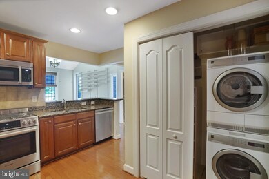 Cameron Square unit 438, Alexandria, VA 22304 - photo 4