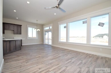 Great Room to Kitchen
