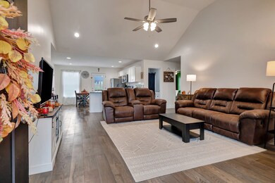 215 Graham Way, Shelbyville, TN 37160 - photo 4