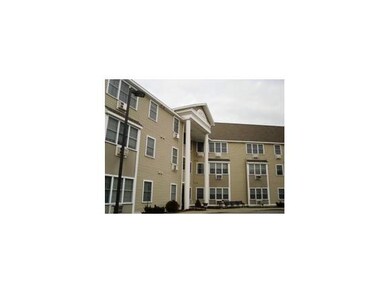 486 #300 Nashua St unit 300, Milford, NH 03055 - photo 3