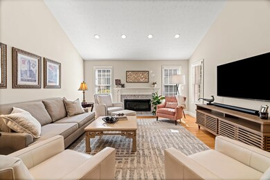 5 Spyglass Point Cir, Bedford, NH 03110 - photo 7