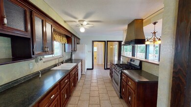 2216 Leconte St, Morristown, TN 37814 - photo 5