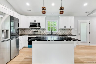 12126 Longleaf Rd, Ruther Glen, VA 22546 - photo 4