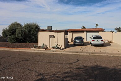 Separate 2 car garage