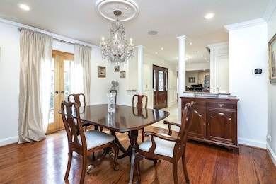 39 Mockingbird Ln, Oak Brook, IL 60523 - photo 6