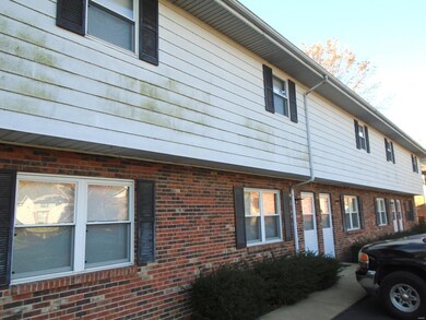 7 Sunset Dr unit C, Freeburg, IL 62243 - photo 2