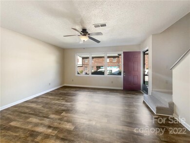 270 N Kelly St unit 270, Statesville, NC 28677 - photo 3