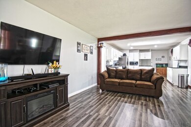 2423 Frances Ave, Elkhart, IN 46517 - photo 5