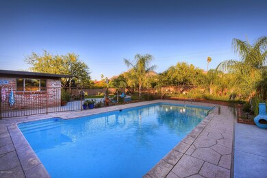 Pool & View