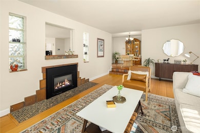 11252 Evanston Ave N, Seattle, WA 98133 - photo 3