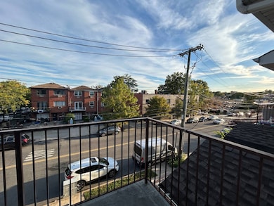 1943 Adee Ave unit 3, Bronx, NY 10469 - photo 5