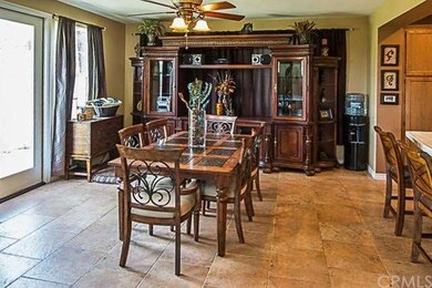 Great sized dining room again with the golf course