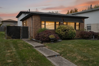 18038 Juneway Ct, Country Club Hills, IL 60478 - photo 3