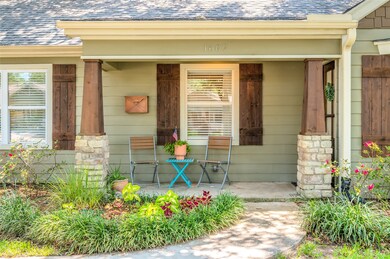 1607 Gardenia Dr, Houston, TX 77018 - photo 2