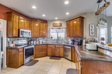 425 River Mountain Dr, Boerne, TX 78006 - photo 5