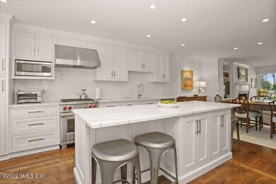 78 River Rd Cos Cob CT 06807-small-022-0