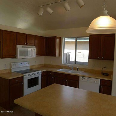 Kitchen2 (Medium)