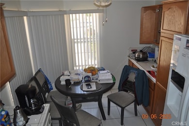 11584 Oak St, Apple Valley, CA 92308 - photo 6