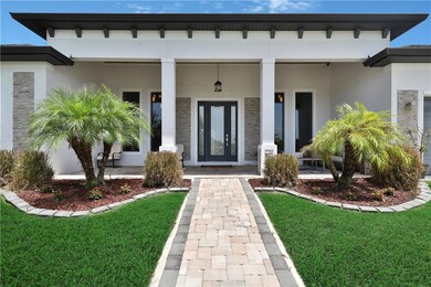 30325 Welara Ct, Mount Dora, FL 32757 - photo 2