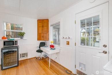 1026 W Mukilteo Blvd, Everett, WA 98203 - photo 7