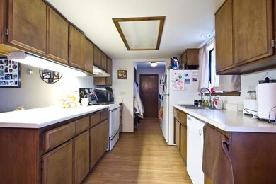 1611 NW Prospect Ave, Grants Pass, OR 97526 - photo 2