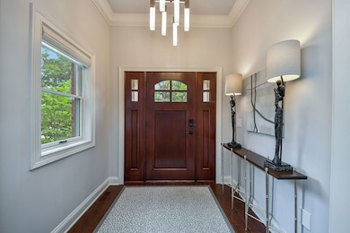 424 W Seminary Ave, Wheaton, IL 60187 - photo 3