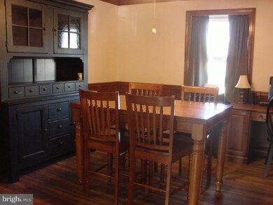 205 S 5th St, North Wales, PA 19454 - photo 6