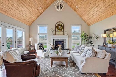 2000 SW Sailing Ct, McMinnville, OR 97128 - photo 6