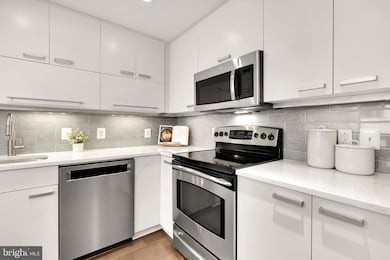1010 Massachusetts Ave NW unit 211, Washington, DC 20001 - photo 4