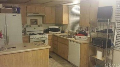 9200 Palm St unit 6, Bellflower, CA 90706 - photo 4