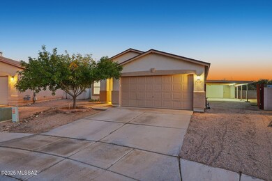8157 S Sunny Sky Place, Tucson, AZ 85747 - photo 2