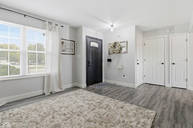 1137 Chateaugay Ct, Whiteland, IN 46184 - photo 6