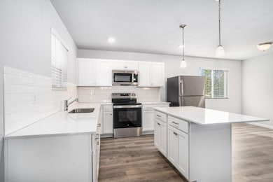 5-OAP055-i2085-Kitchen2