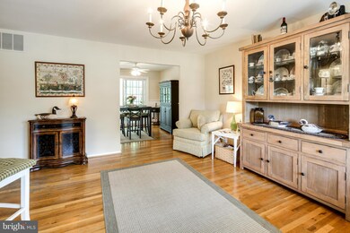 502 Deacon Brook Cir, Reisterstown, MD 21136 - photo 4