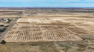 Looking East along Quincy/30