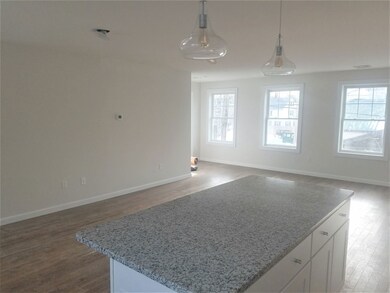 9 Clifford St unit C, Exeter, NH 03833 - photo 2
